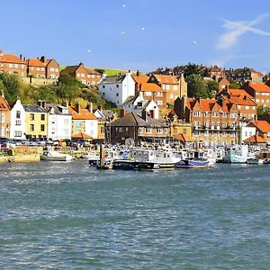  Apartment Swordfish **next To The Harbour** United Kingdom