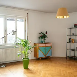  Apartment Family Friendly In The Center Slovenia